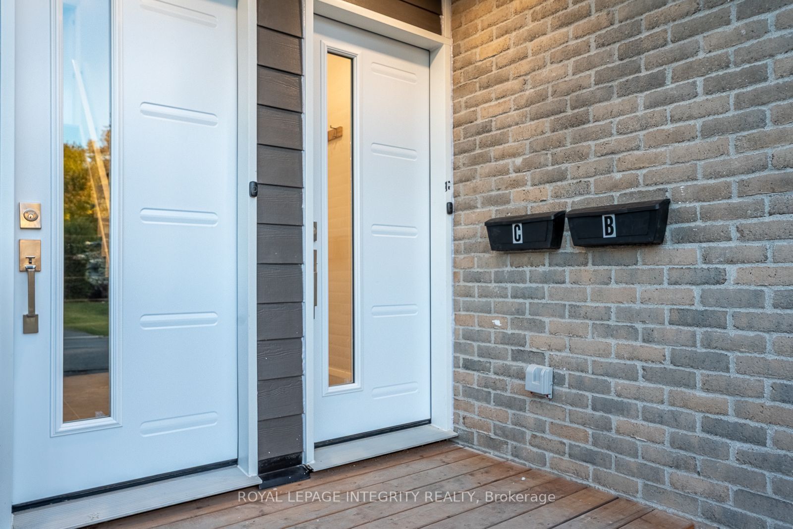 Unit B - 775 Kingfisher Crescent, Cumberland 4