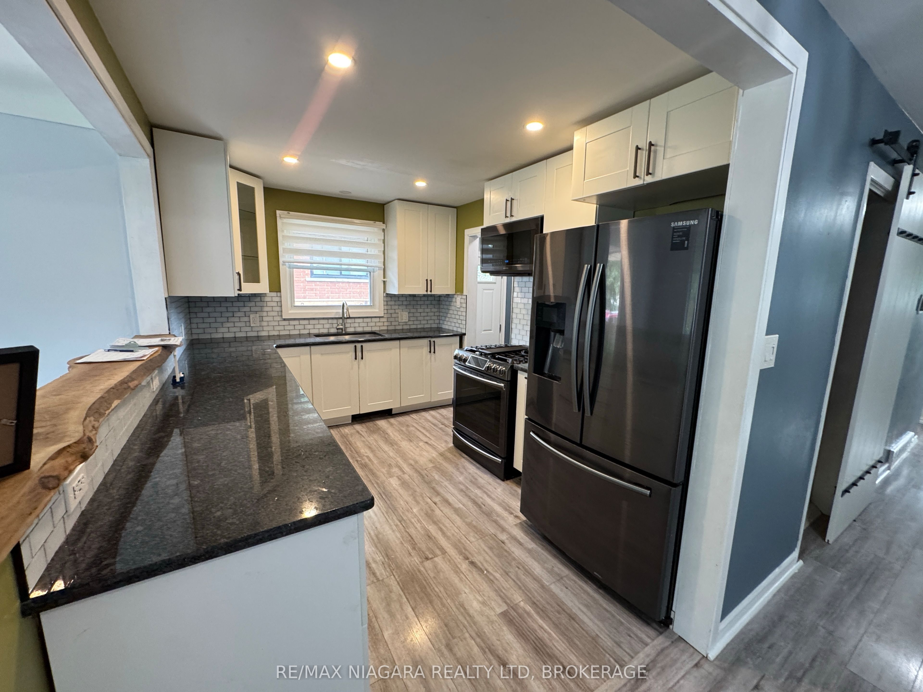 8 Lakehurst Drive, St. Catharines 5