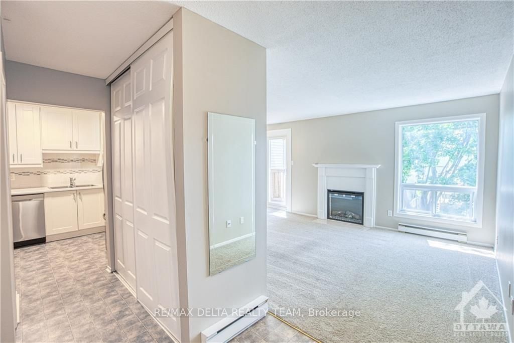 Unit 6 - 160 FENERTY Court, Kanata 2
